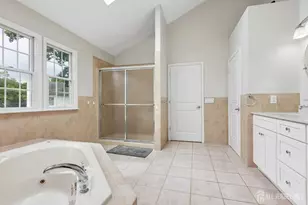 20 Ivy Pl, Monroe Township, NJ 08831 - Photo 24
