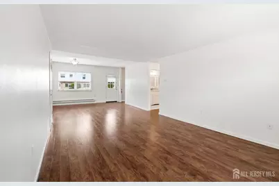 89 White Street #c, Eatontown, NJ 07724 - Photo 6