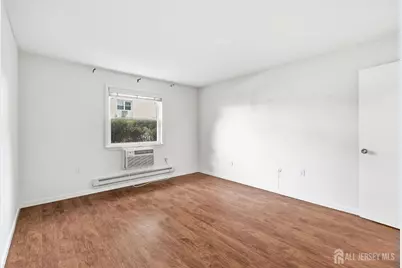 89 White Street #c, Eatontown, NJ 07724 - Photo 22