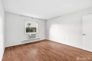 89 White St, Eatontown, NJ 07724 - Photo 22