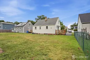 421 1st St, Middlesex, NJ 08846 - Photo 22
