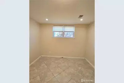 334 College Drive, Edison, NJ 08817 - Photo 12