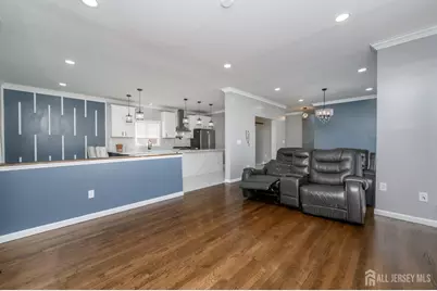 32 Dorothy Street, Carteret, NJ 07008 - Photo 8