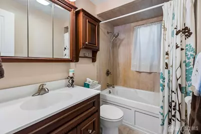 319 Edgeworth Street, Middlesex, NJ 08846 - Photo 12
