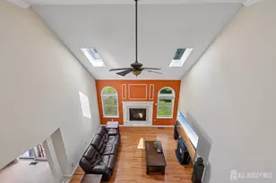 6 Willow Dr, Edison, NJ 08820 - Photo 8
