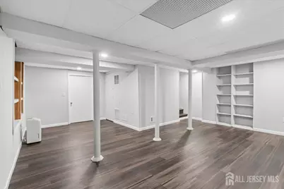 45 Astor Court, Sayreville, NJ 08872 - Photo 22