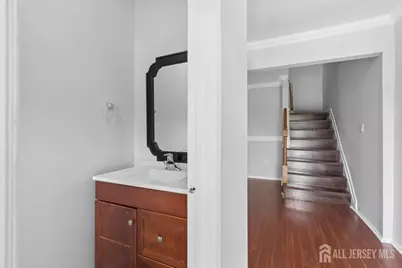 45 Astor Court, Sayreville, NJ 08872 - Photo 4