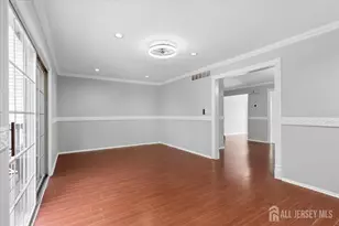 45 Astor Ct, Sayreville, NJ 08872 - Photo 12