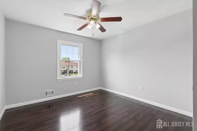 45 Astor Court, Sayreville, NJ 08872 - Photo 18