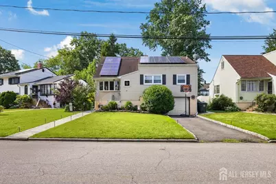 42 Mildred Lane, Fords, NJ 08863 - Photo 2