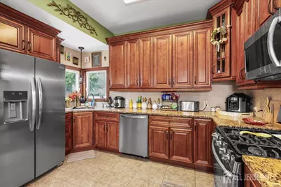 42 Mildred Lane, Fords, NJ 08863 - Photo 14