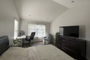 301 Park Knoll, South Brunswick Township, NJ 08540 - Photo 18