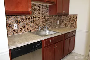 611 Doral Ct, Piscataway Township, NJ 08854 - Photo 14