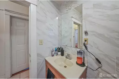 43 Robinson Street, New Brunswick, NJ 08901 - Photo 14