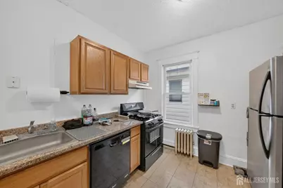 43 Robinson Street, New Brunswick, NJ 08901 - Photo 28