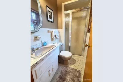 127 Hillcrest Avenue, Edison, NJ 08817 - Photo 22