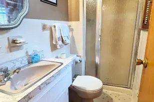 127 Hillcrest Ave, Edison, NJ 08817 - Photo 22
