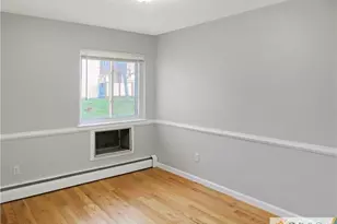 13 Lake Ave, East Brunswick Township, NJ 08816 - Photo 14
