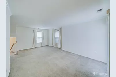 518 Great Beds Court, Perth Amboy, NJ 08861 - Photo 6