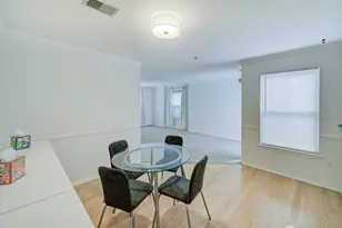 518 Great Beds Ct, Perth Amboy, NJ 08861 - Photo 10