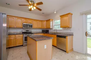 71 Manley Rd, Hopewell Township, NJ 08534 - Photo 10