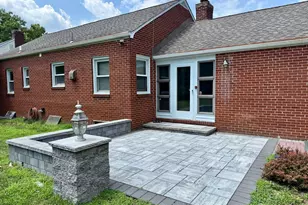 19 South Dr, East Brunswick Township, NJ 08816 - Photo 32