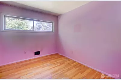 9 Wellesley Road, Old Bridge Township, NJ 08859 - Photo 8