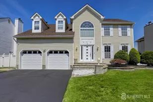 18 Trish Ct, Old Bridge Township, NJ 07747 - Photo 2