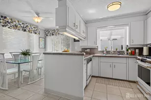 443 Old Stage Rd, Spotswood, NJ 08884 - Photo 6