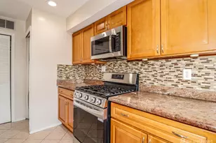 312 Edison Glen Terrace, Edison, NJ 08837 - Photo 8