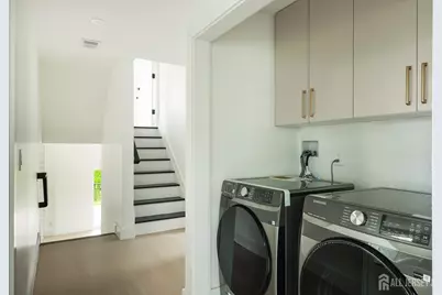 141 Lund Avenue, Edison, NJ 08820 - Photo 26
