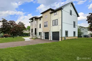 141 Lund Ave, Edison, NJ 08820 - Photo 2