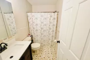 614 Sharon Garden Ct, Woodbridge Township, NJ 07095 - Photo 10