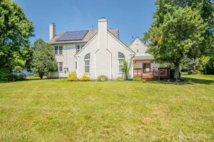 37 Kinglet Dr, Plainsboro Township, NJ 08536 - Photo 6