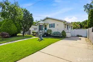 16 Avenue B, Helmetta, NJ 08828 - Photo 1