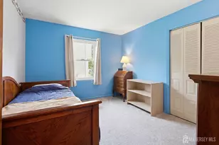 39 McFadden Dr, Monroe Township, NJ 08831 - Photo 14