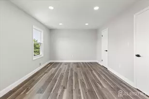 10 Begonia Ct, Sayreville, NJ 08872 - Photo 22