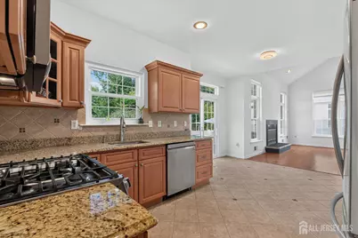 [Address not provided], South Brunswick Township, NJ 08852 - Photo 8