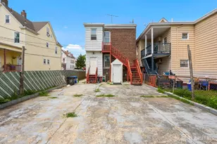 724 Charles St, Perth Amboy, NJ 08861 - Photo 4
