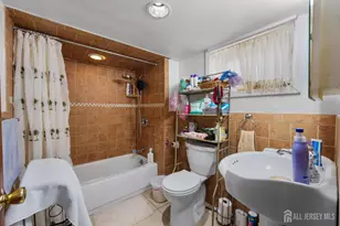 724 Charles St, Perth Amboy, NJ 08861 - Photo 8