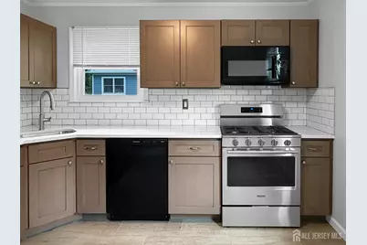 19 Van Buren Avenue, Metuchen, NJ 08840 - Photo 4