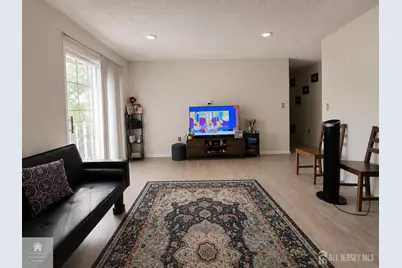75 Brighton Way, North Brunswick Township, NJ 08902 - Photo 2