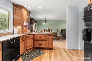 17 West Ave, Old Bridge Township, NJ 08857 - Photo 14