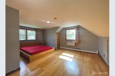 19 W Francis Street, Woodbridge Township, NJ 08830 - Photo 18