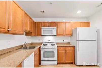 106 Chariot Court, Piscataway Township, NJ 08854 - Photo 12