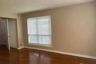 457 Northam Dr, North Brunswick Township, NJ 08902 - Photo 8