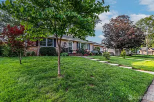 496 Outlook Ave, Colonia, NJ 07067 - Photo 4