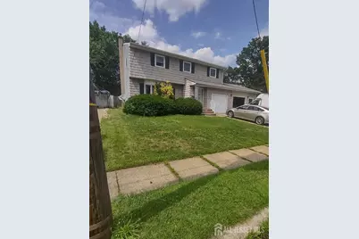 204 Marlin Drive, Fords, NJ 08863 - Photo 1