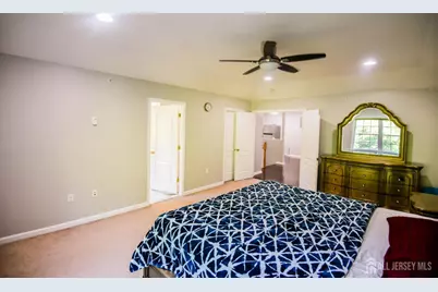 122 Morgan Way, Monroe Township, NJ 08831 - Photo 20