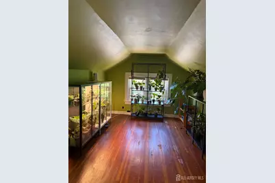 433 S 8th Avenue S, Highland Park, NJ 08904 - Photo 6